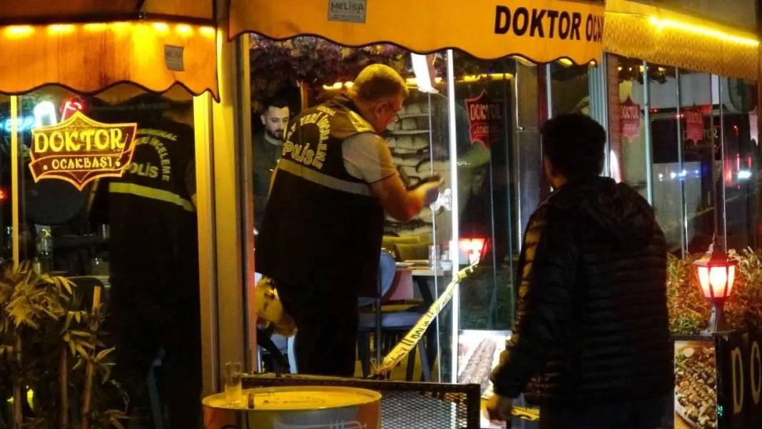 Adana’da Ocakbaşı Sahibine Silahlı Saldırı: Defalarca Ateş Ettiler! 3